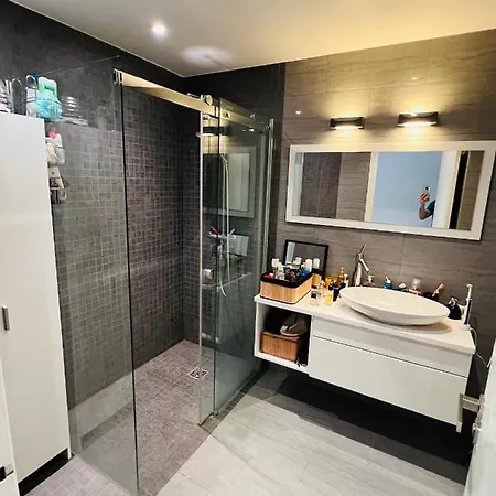 John Homestay Room In Nizza Exterior foto